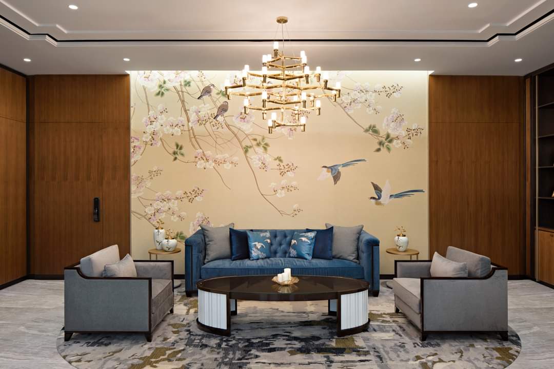 Design Interior Livingroom Mewah Modern di Pondok Indah – Kebayoran Lama – Jakarta selatan, sofa custom meja bulat cabinet dan wallpanel HPL Wood, lantai marmer